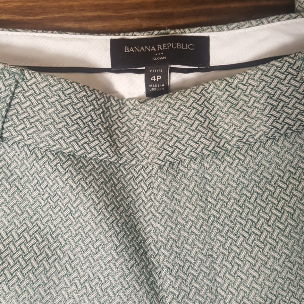 pants 👖 sloan crop jeweled green size 4 p